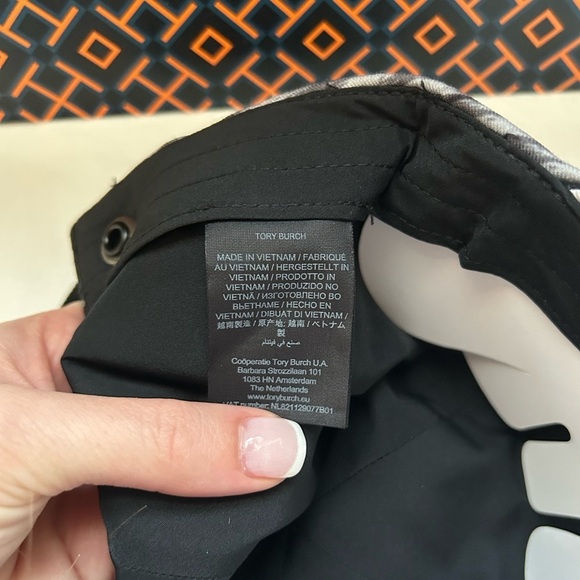 Tory Burch Cat Printed Baseball Cap Hat Small Cat Portrait Gray main image 5